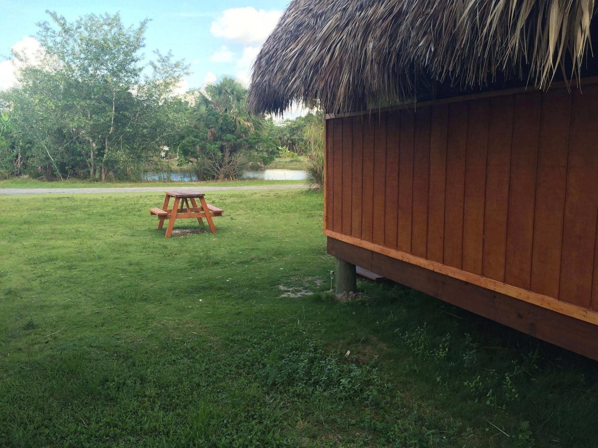 Everglades Chickee Cottage & Bungalow - Ochopee מראה חיצוני תמונה