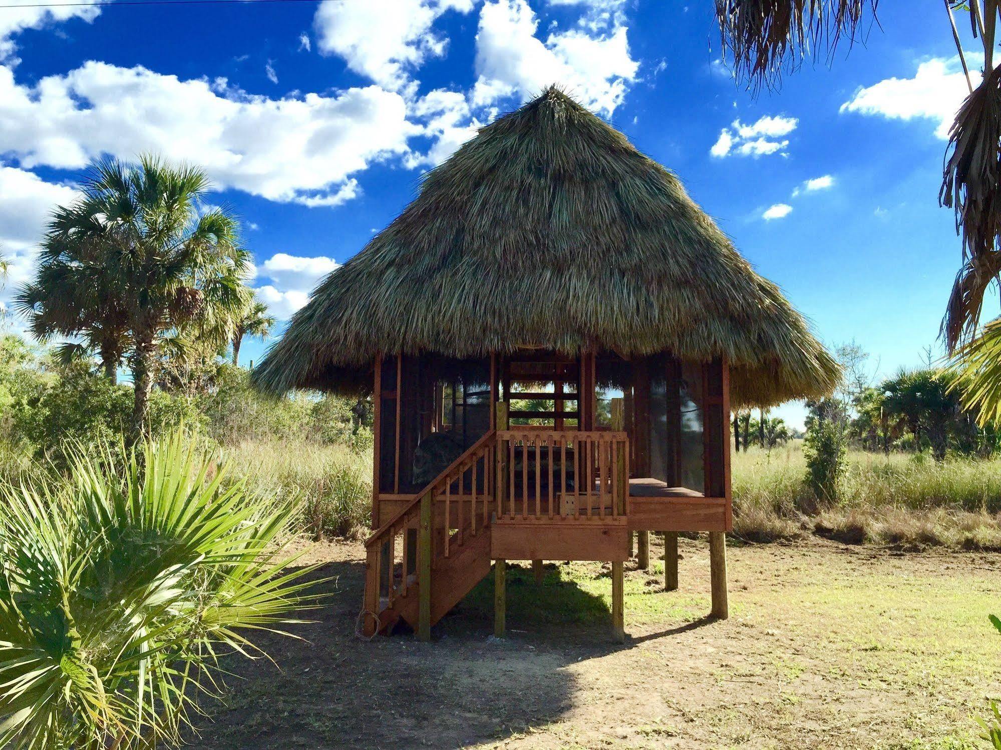 Everglades Chickee Cottage & Bungalow - Ochopee מראה חיצוני תמונה
